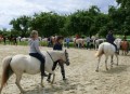 Zwischendurch immer das beliebte Ponyreiten